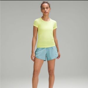 Lululemon Track That High-rise lined short in 5 inch size 12